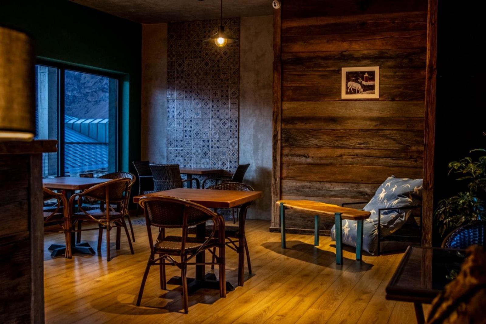 Hotel Misty Mountain カズベギ エクステリア 写真